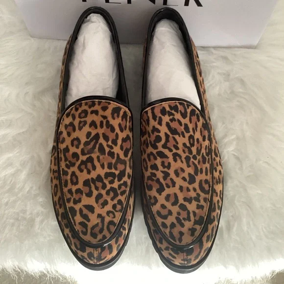 Donald Pliner - Picture 2 of 10